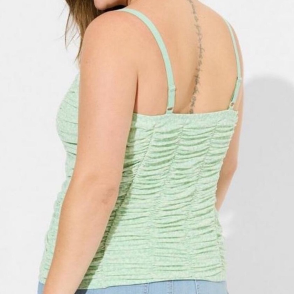 NWT Torrid Mesh Shirred Tank - Picture 4 of 5